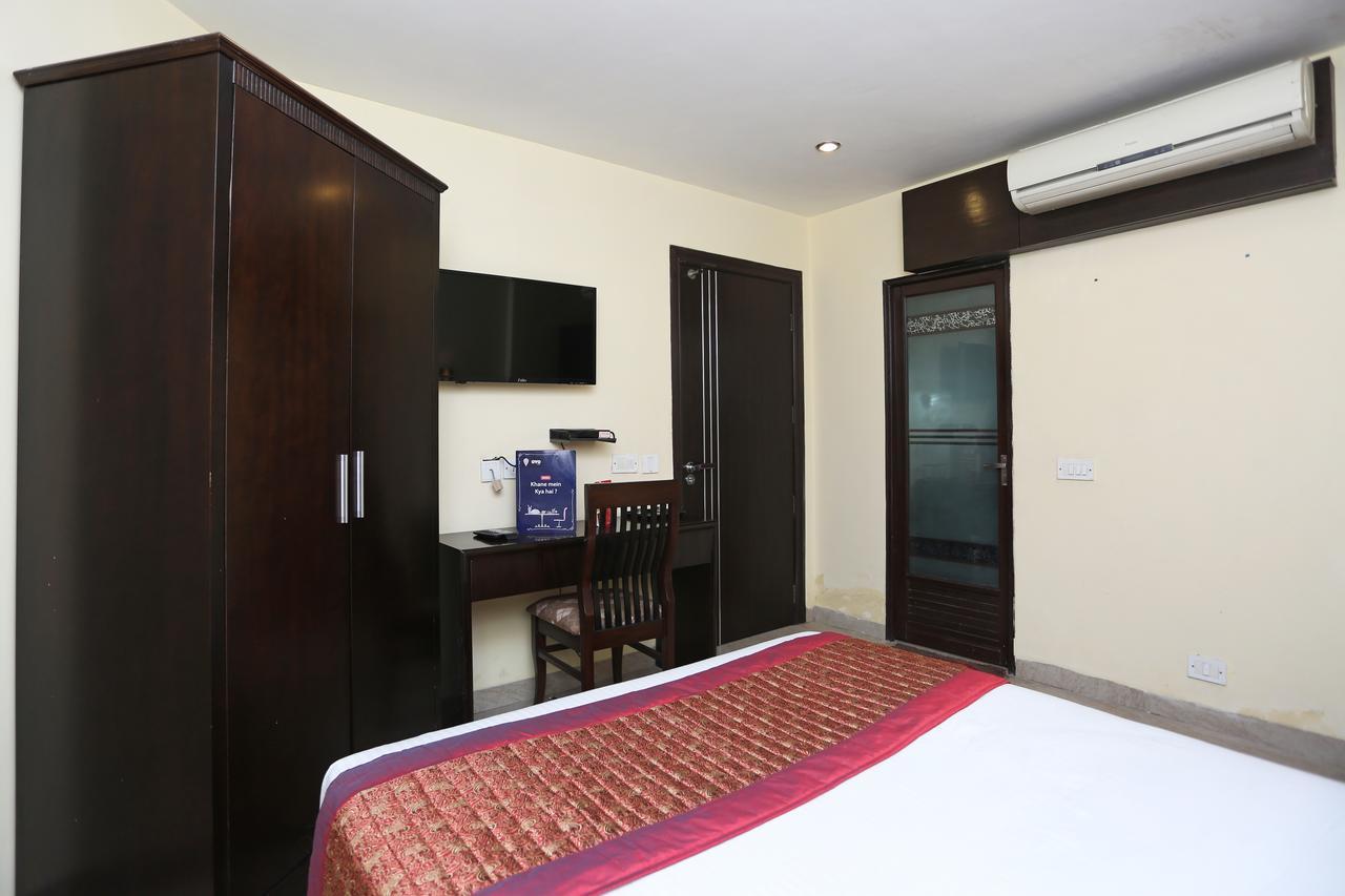 Oyo 714 Hotel De Plaza Neu-Delhi Exterior foto