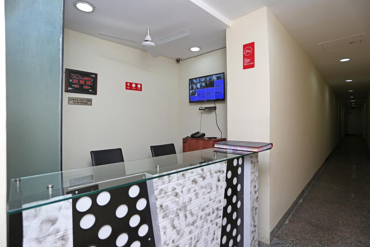 Oyo 714 Hotel De Plaza Neu-Delhi Exterior foto